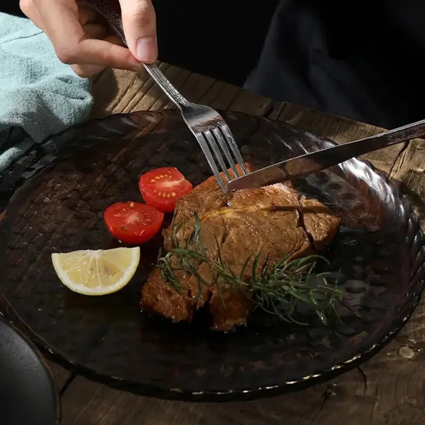 Deluxe Premium Cutlery Flatware Set For The Home - Stainless Steel Cutlery Service With 1 Dinner Fork, 1 Dinner Knife, 1 Dinner Spoon And 1 Tea Spoon - Durable, Elegant And Rust-resista - THE MILE MAKER DRIVER SHOP