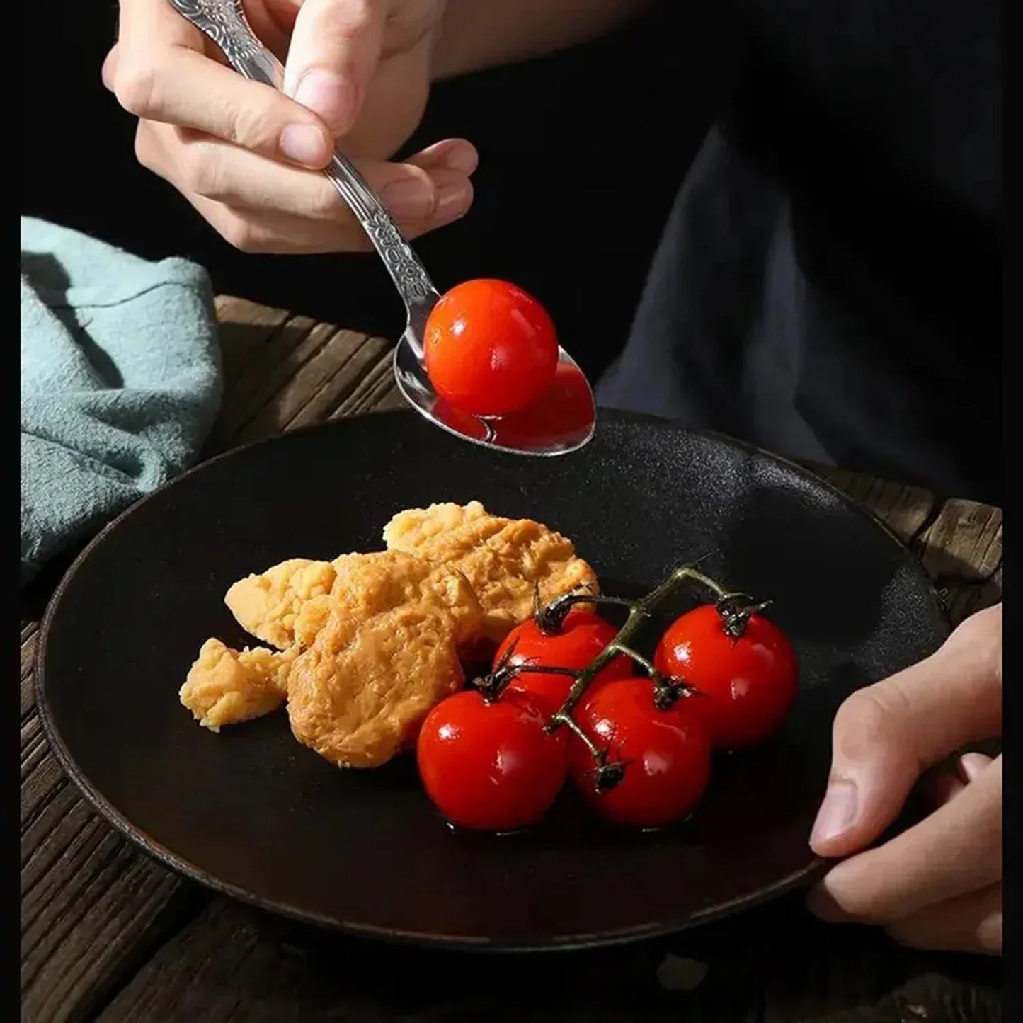 Deluxe Premium Cutlery Flatware Set For The Home - Stainless Steel Cutlery Service With 1 Dinner Fork, 1 Dinner Knife, 1 Dinner Spoon And 1 Tea Spoon - Durable, Elegant And Rust-resista - THE MILE MAKER DRIVER SHOP